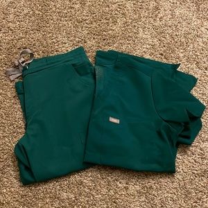 Green FIGS Scrubs XS